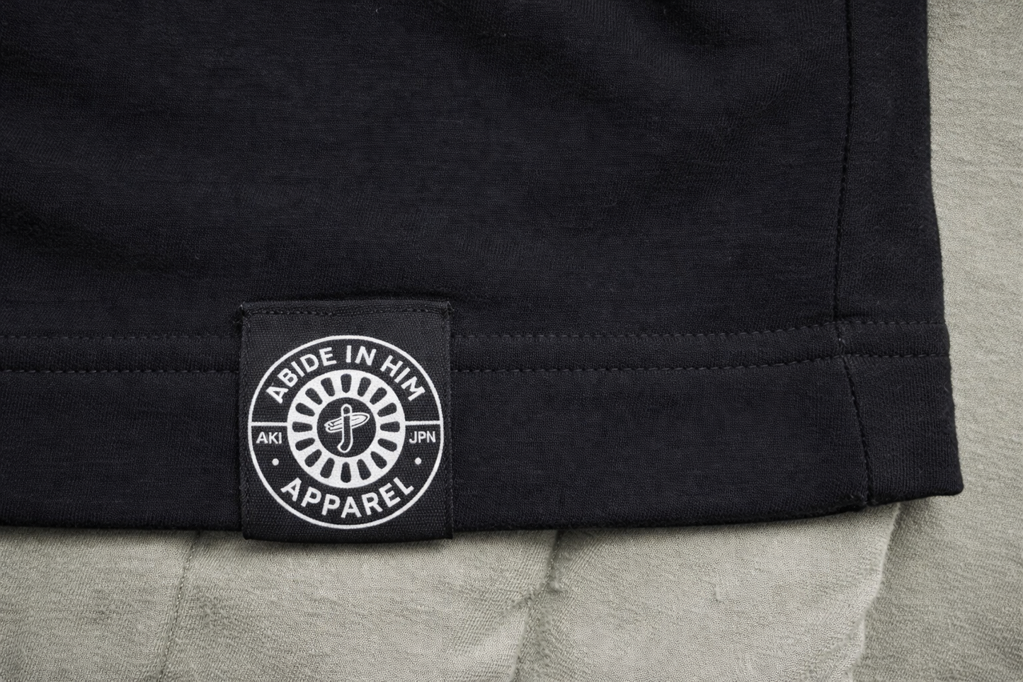 Tsunagari Tee – Black